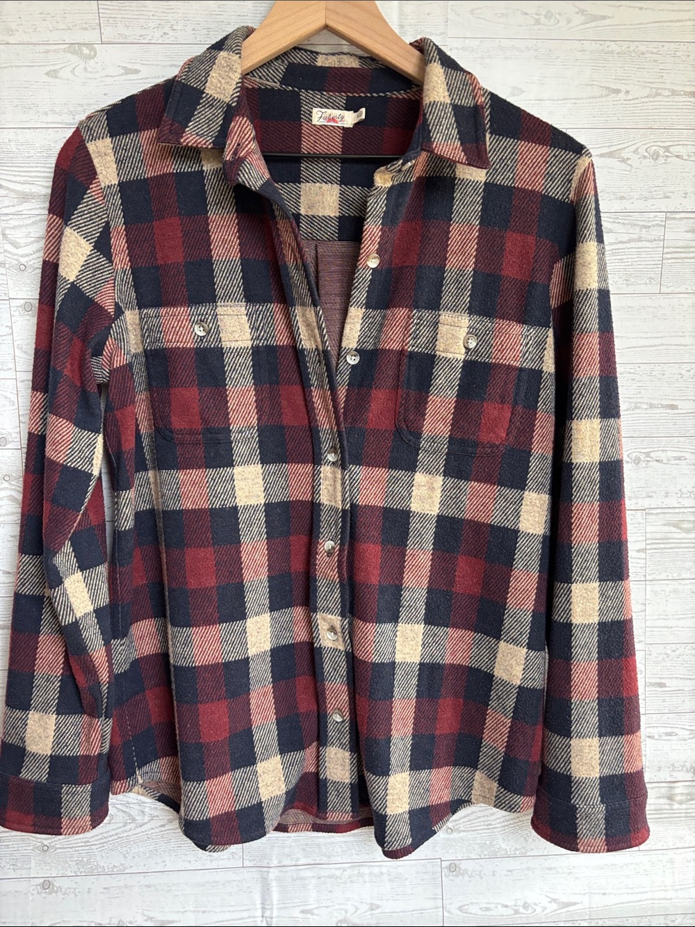 Faherty Legend sweater Burchfield plaid women’s shirt sz Medium cabin fall